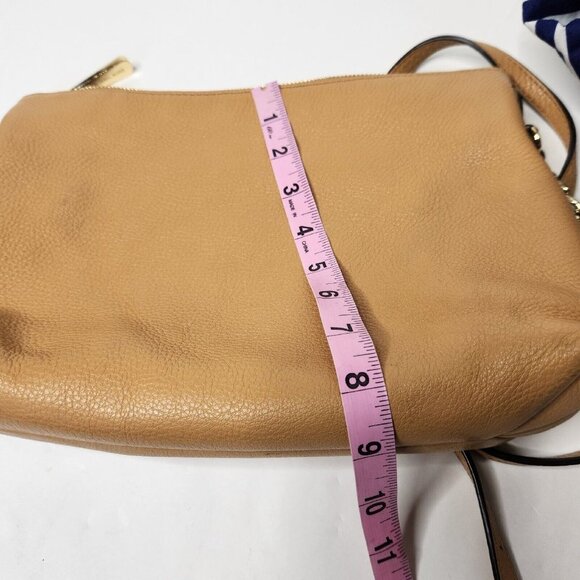 Michael Kors Women's Crossbody Jet Set Chain Link Leather Purse - Picture 8 of 11